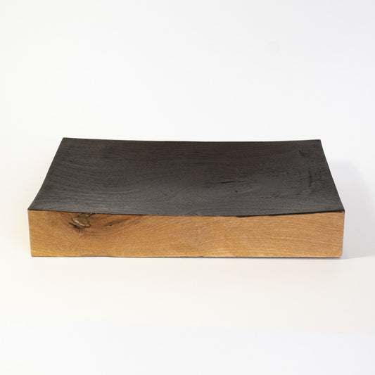 Seitenansicht des Holzobjekts von Klaus Lichteneggger - handgefertigtes Designobjekt 